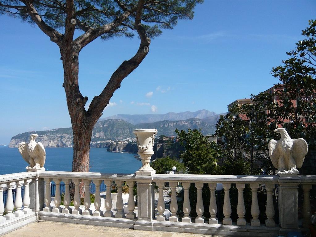 Villa La Terrazza Suites Sorrento Exterior foto